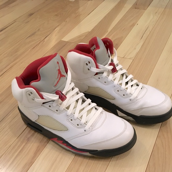 Air Jordan Retro 5 Fire Red Men’s Size 10.5 - Picture 7 of 12